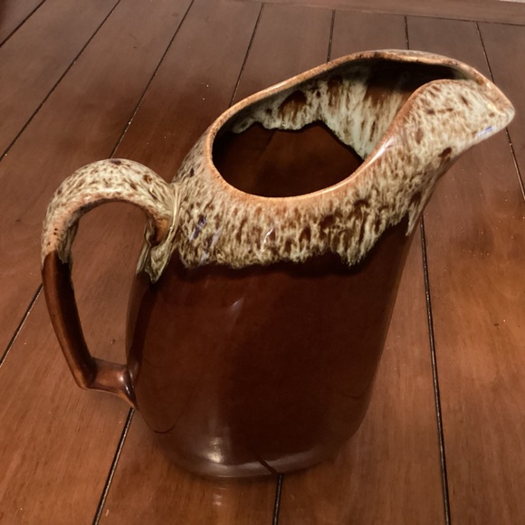 Large brown drip glaze pitcher9” high - Picture 4 of 9